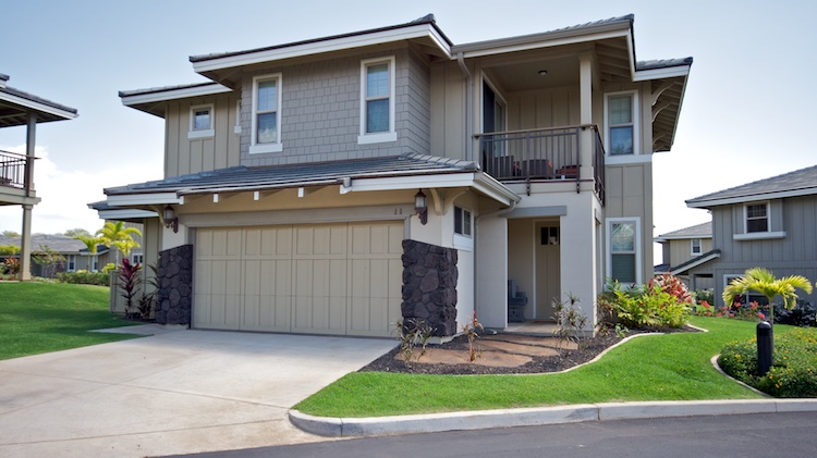 Kanani Wailea residents have their own garage space and driveway