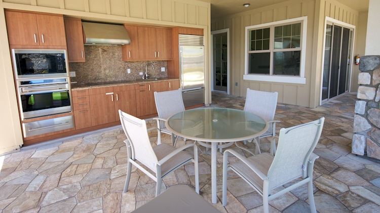 Outdoor kitchen space and BBQ facility